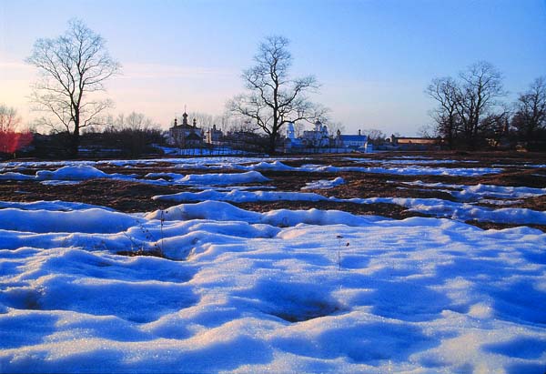  .  .  /  Spring clouds.  Suzdal.