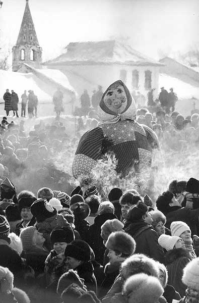Проводы русской зимы. Г. Суздаль, Владимир (1987 – 1988).