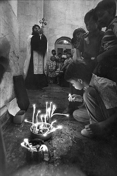 На уроке веры. Пос. Боголюбово (1991).