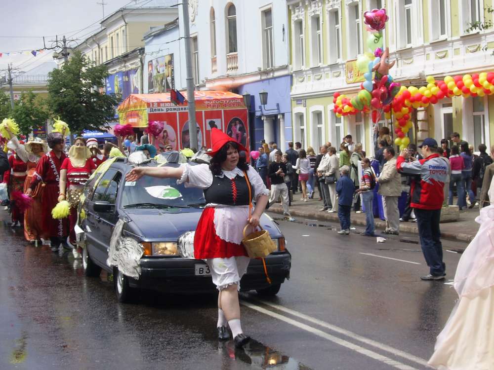 Карнавал 2006. Празничная колонна "ВНИИЖЭ"